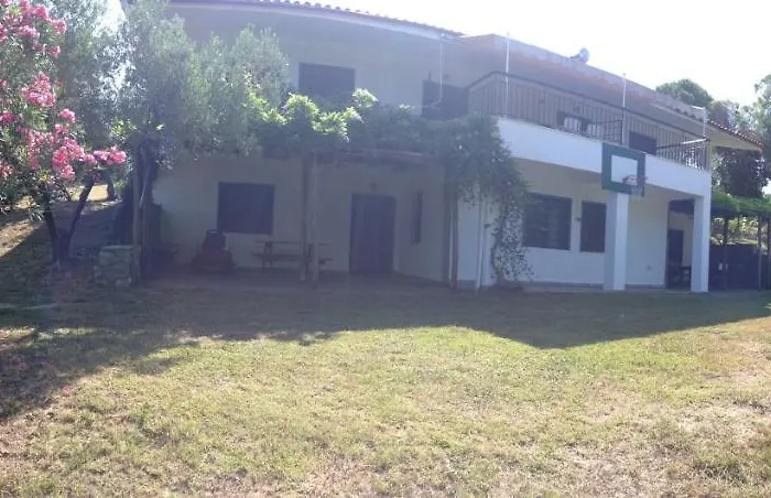Secluded 1.8 Acre Garden Villa, For Exclusive Use With Stunning Views.