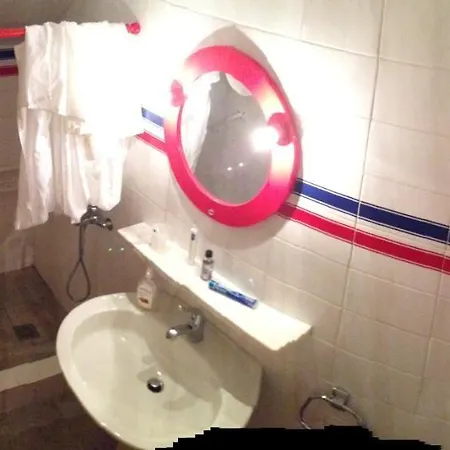 Дом отдыха Secluded 1.8 Acre Garden Villa, For Exclusive Use With Stunning Views. Каландра