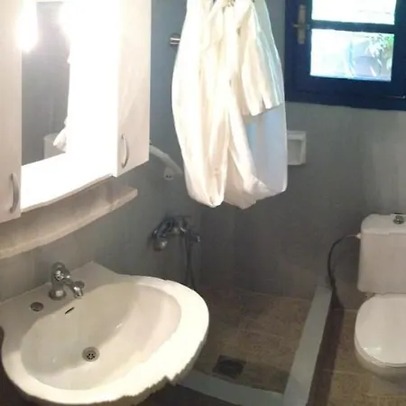 Secluded 1.8 Acre Garden Villa, For Exclusive Use With Stunning Views. Каландра