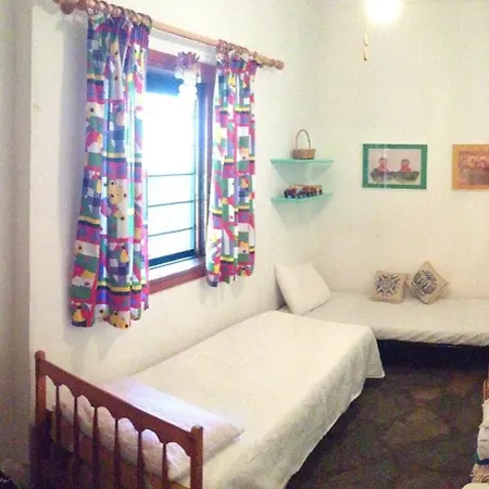 Дом отдыха Secluded 1.8 Acre Garden Villa, For Exclusive Use With Stunning Views. Каландра