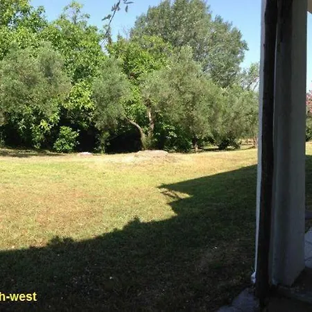 Дом отдыха Secluded 1.8 Acre Garden Villa, For Exclusive Use With Stunning Views. Каландра