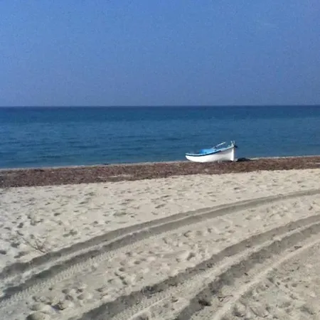 Secluded 1.8 Acre Garden Villa, For Exclusive Use With Stunning Views. *