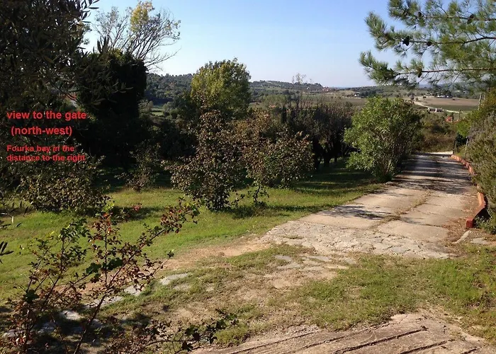 Secluded 1.8 Acre Garden Villa, For Exclusive Use With Stunning Views.